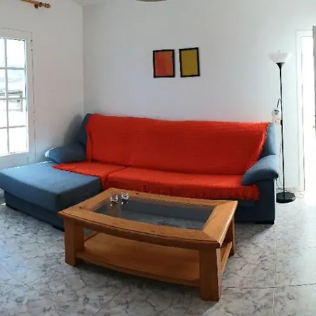 2 Bedrooms With Terrace And Wifi At Apartment Punta Mujeres