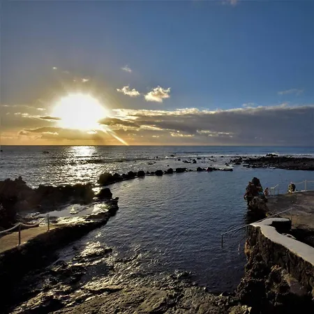 2 Bedrooms With Terrace And Wifi At Punta Mujeres